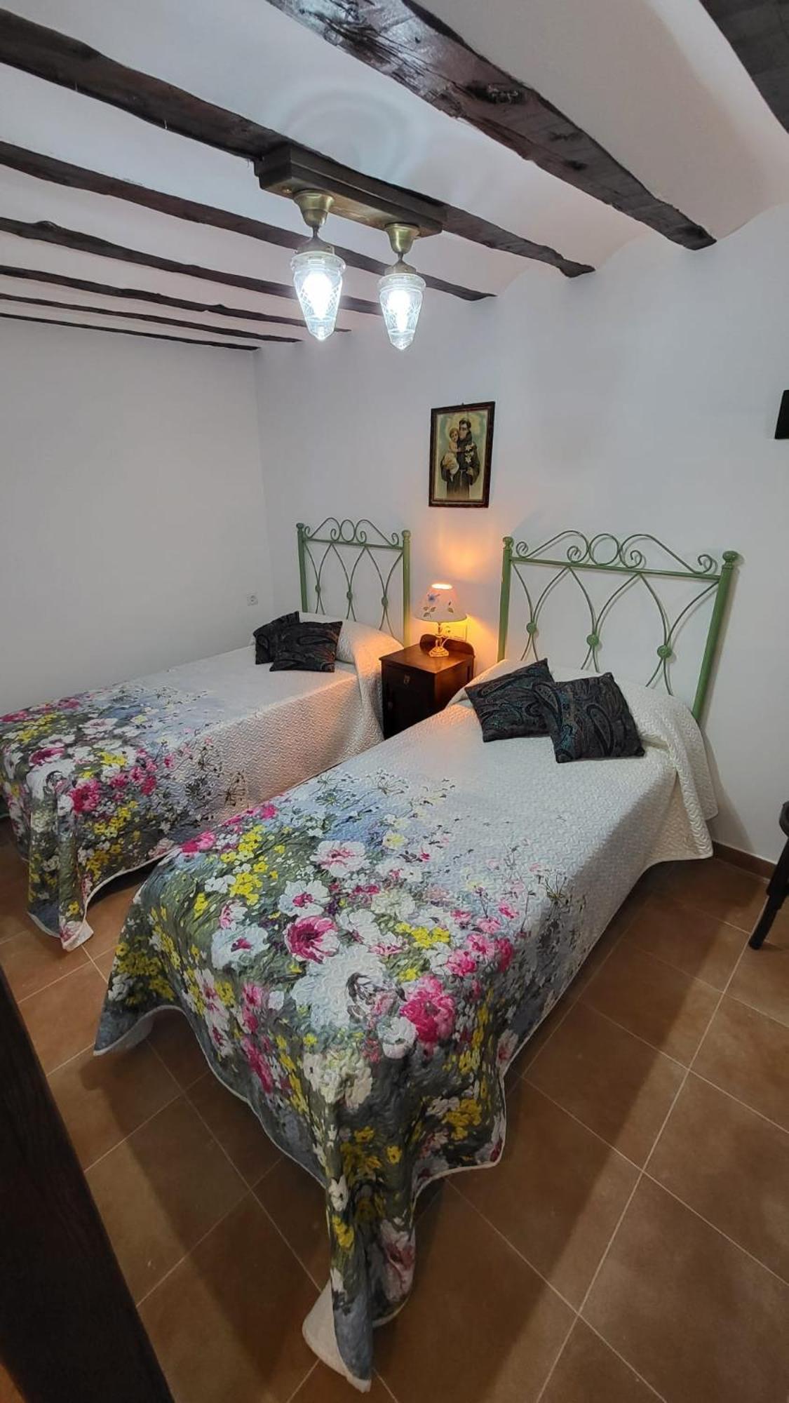 La Casona De Roser Cardenete Bagian luar foto